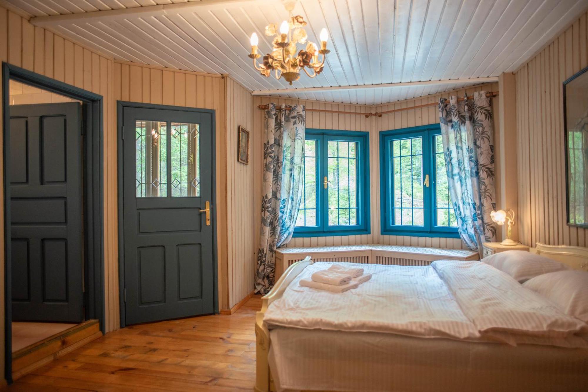 Villa Sara In Sinaia Near Peles & Gondola Ngoại thất bức ảnh